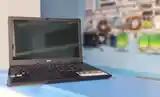 Ноутбук Acer E5-571-8