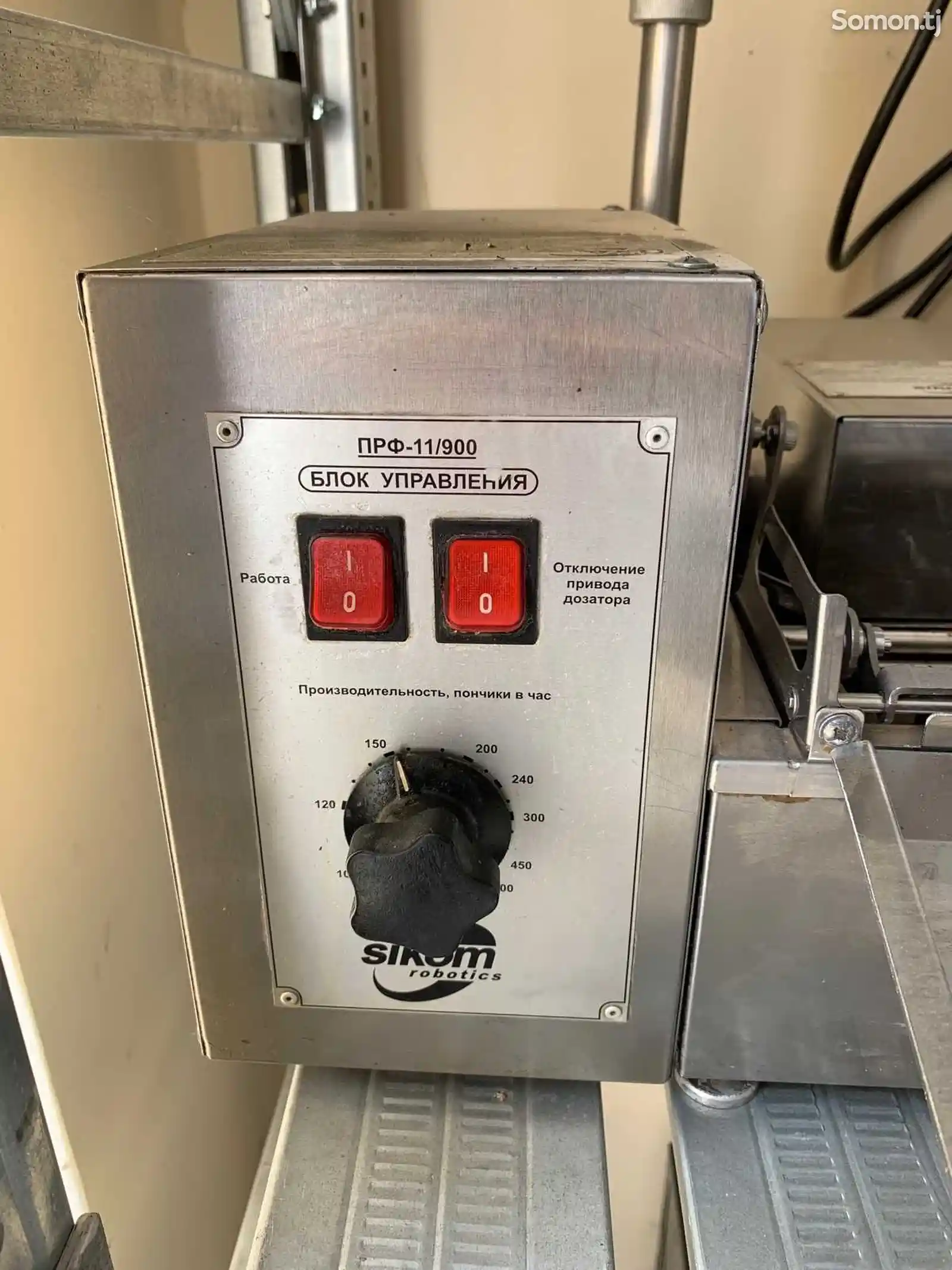 Пончиковый автомат Сиком ПРФ-11/900D-4