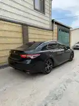 Toyota Camry, 2018-3