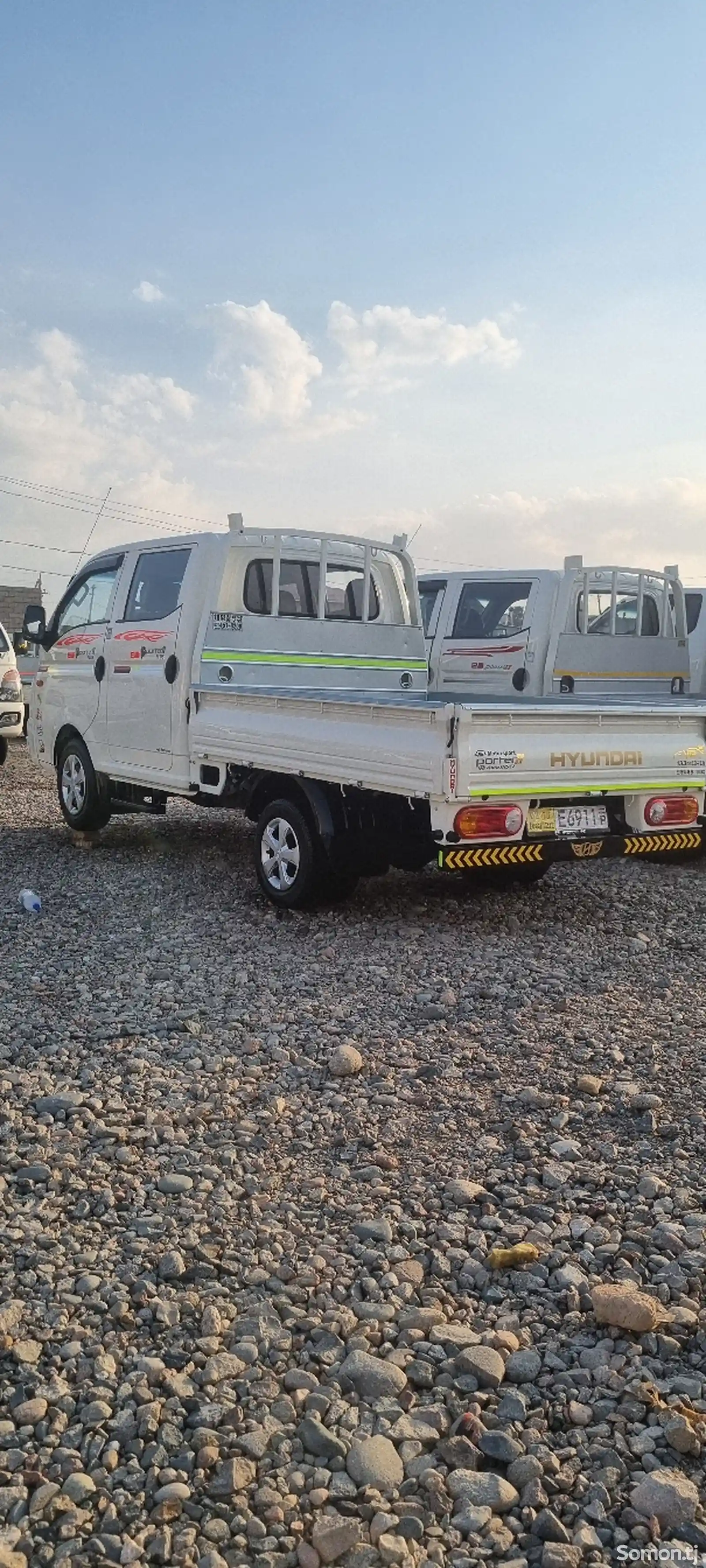 Бортовой автомобиль Hyundai Porter-1