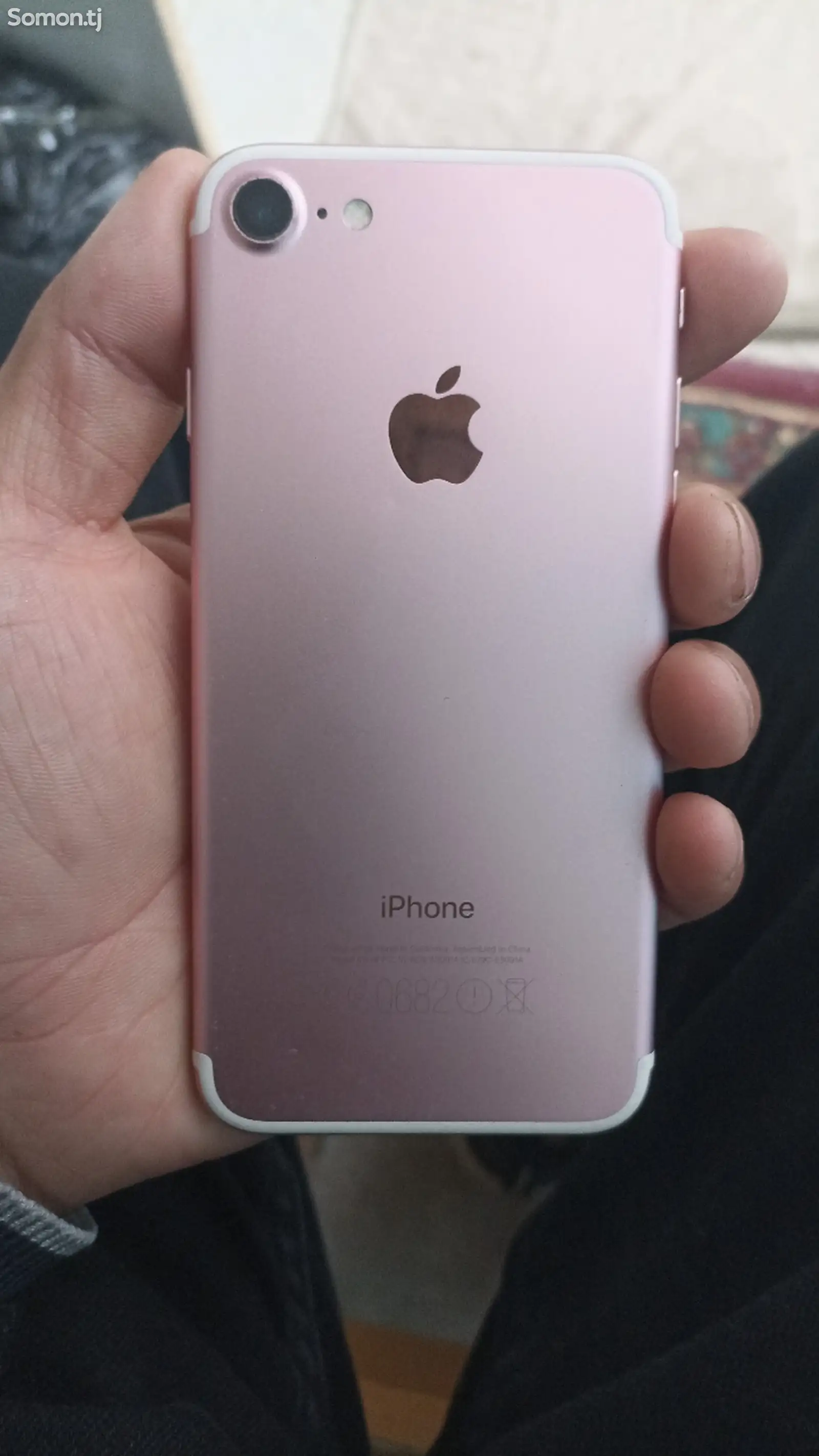 Apple iPhone 7, 32 gb-1