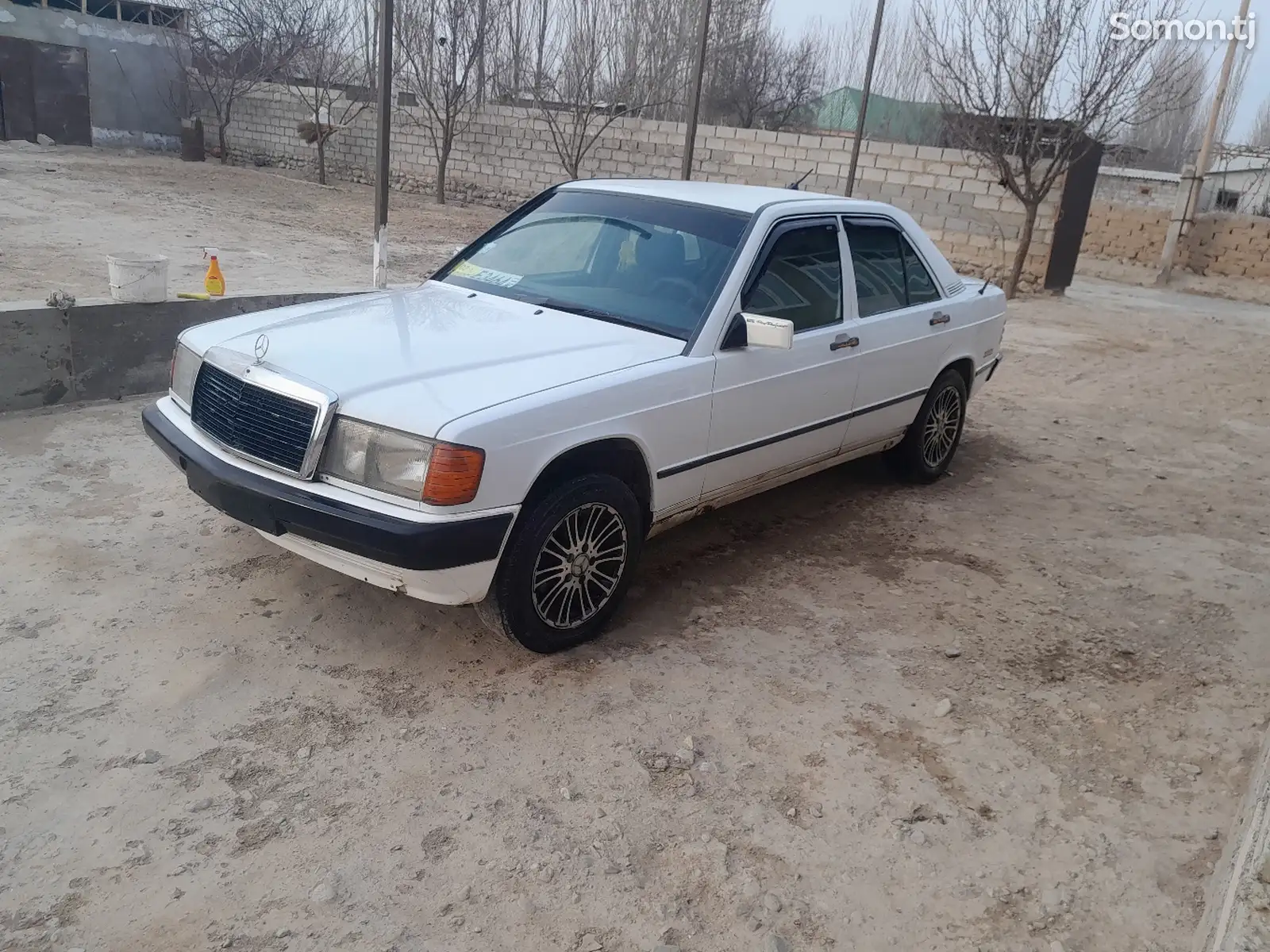 Mercedes-Benz W124, 1987-1