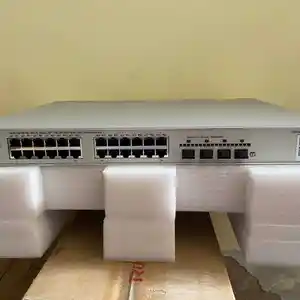 Коммутатор Ruijie RG-NBS5200-24GT4XS-P, 24-port Gigabit Layer 3 PoE Switch, 4 SF