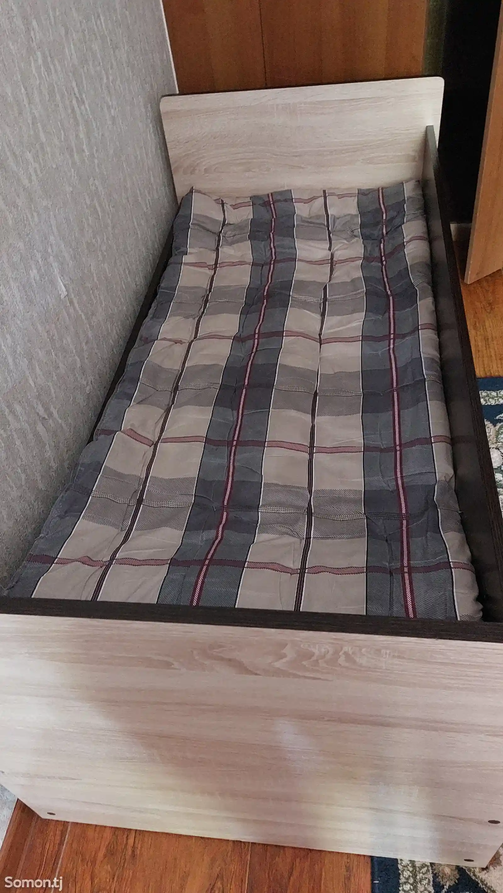Односпальная кровать детская-1
