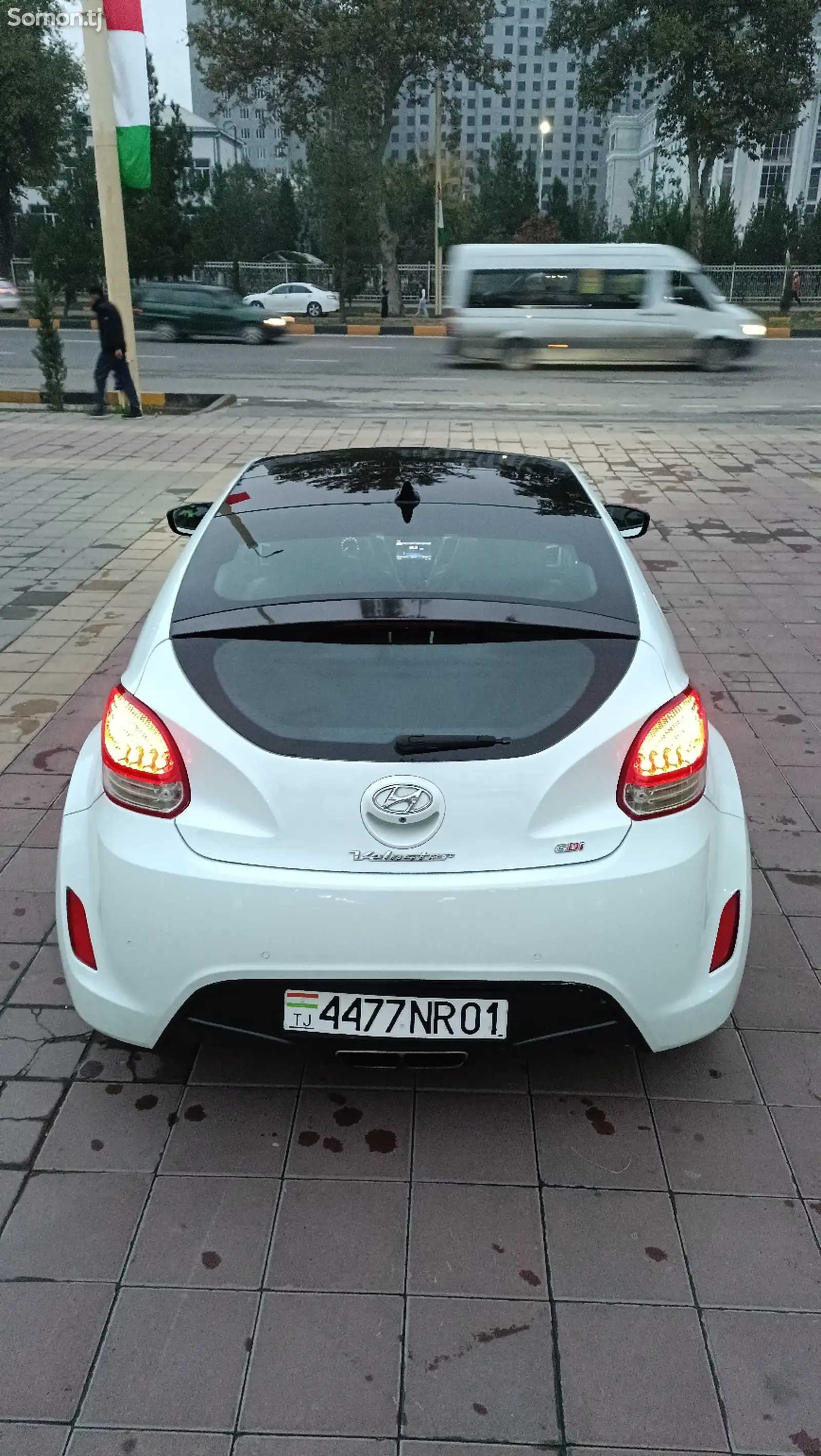 Hyundai Veloster, 2012-1