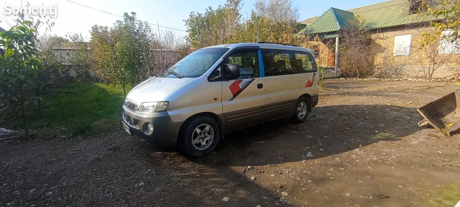 Микроавтобус Hyundai Starex, 2001-1