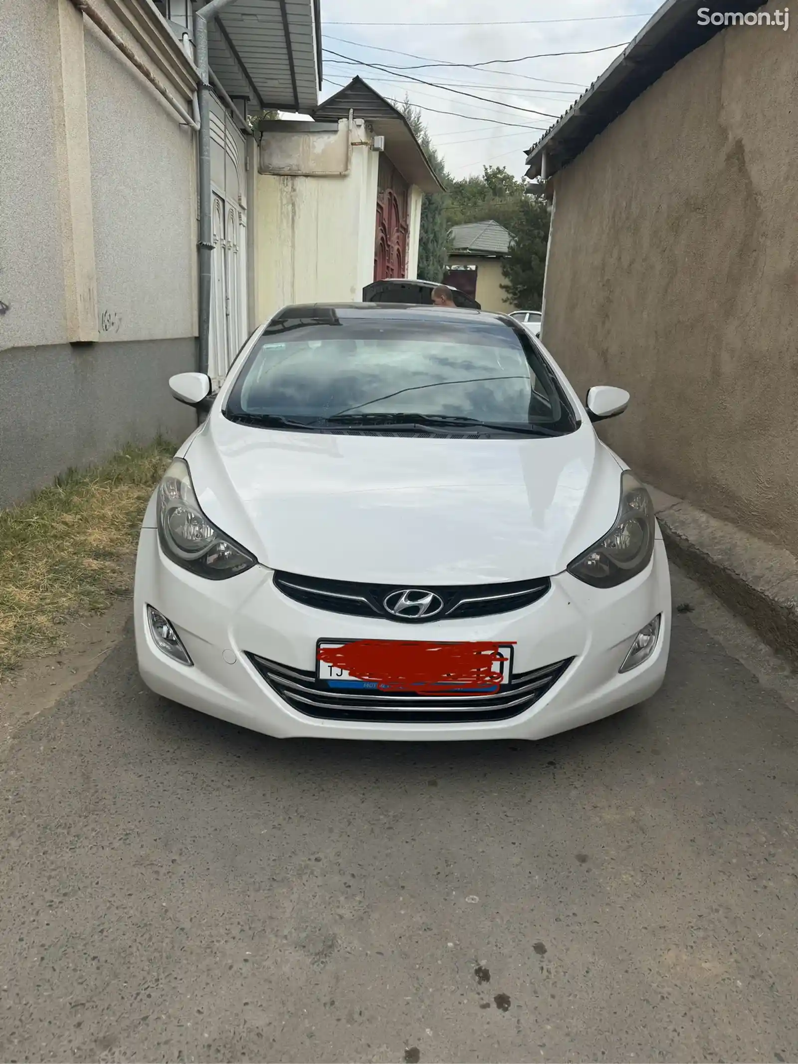 Hyundai Elantra, 2012