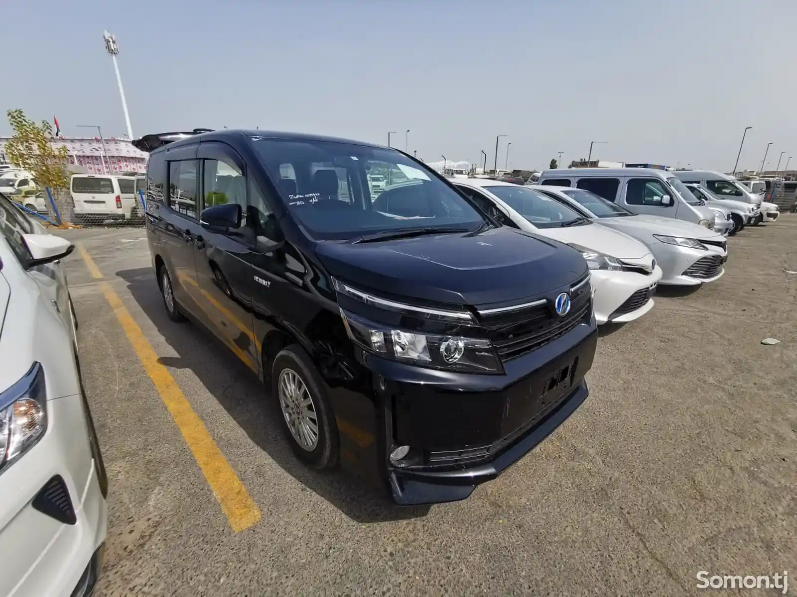 Toyota Voxy, 2014-5