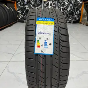 Шины 235/40 R19 Bearway