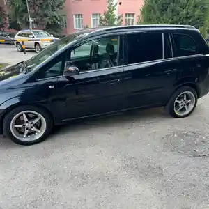 Opel Zafira, 2006