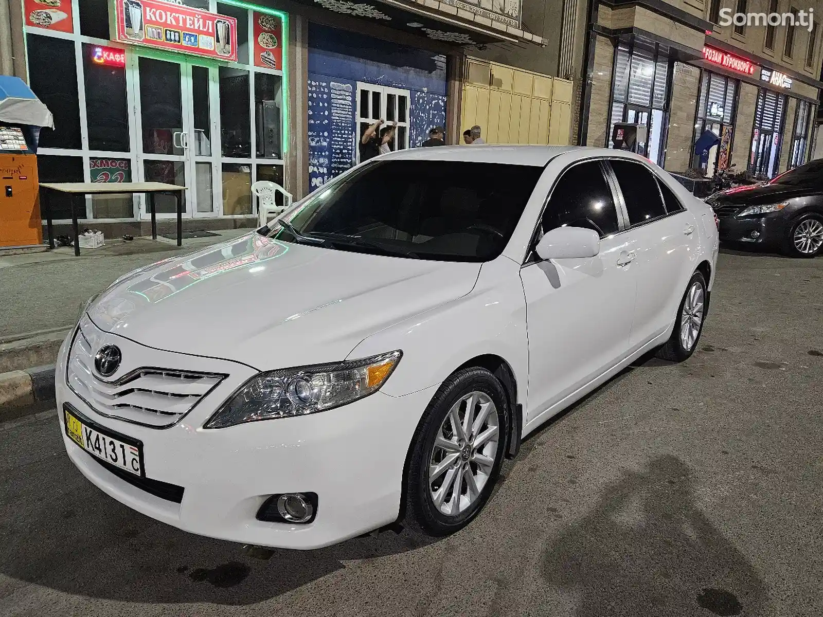 Toyota Camry, 2010-1