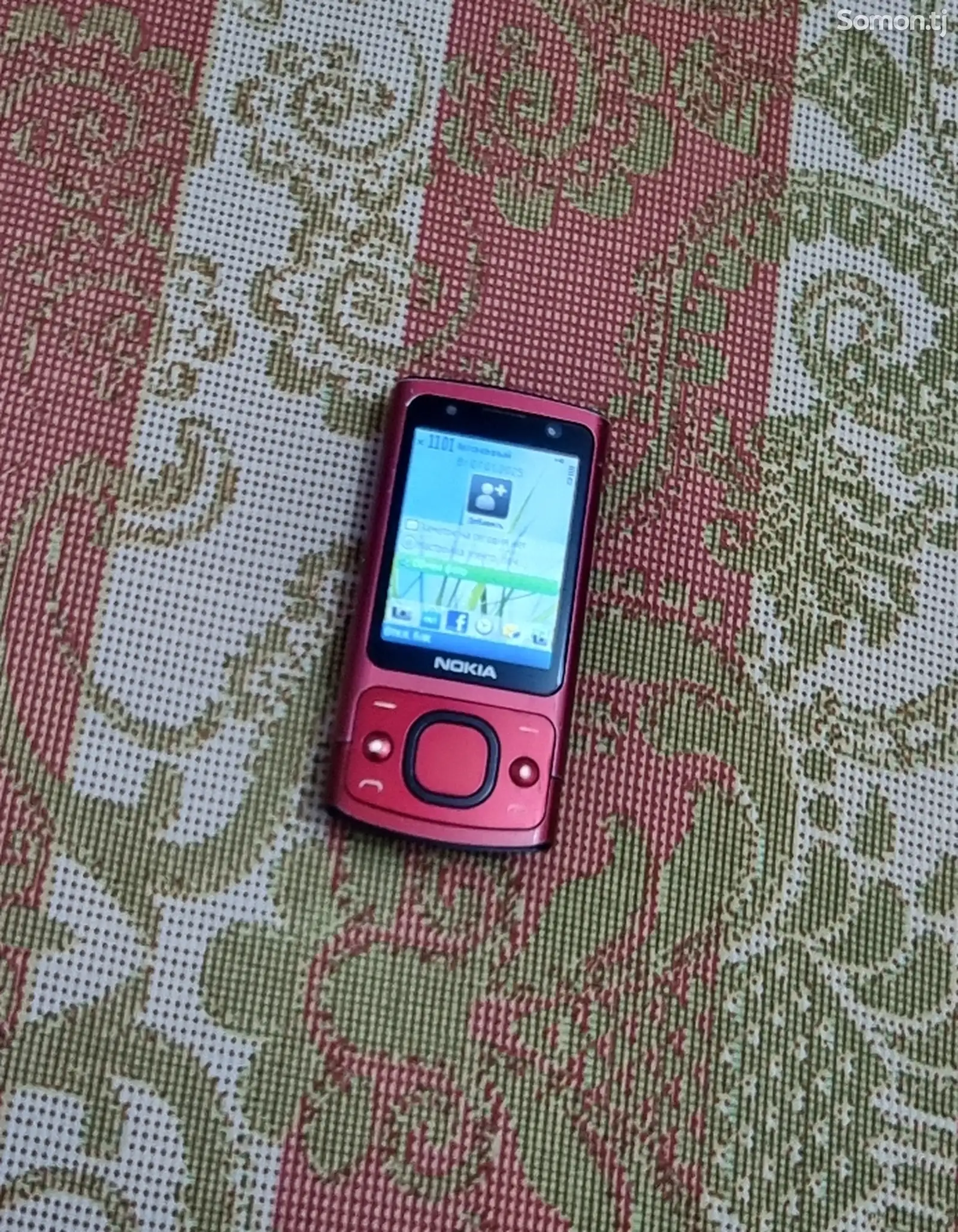 Nokia 6700s-1