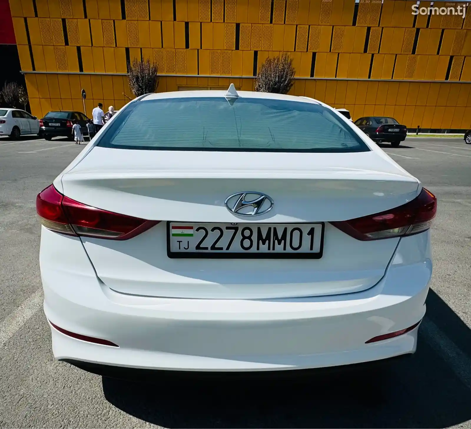 Hyundai Elantra, 2017-8