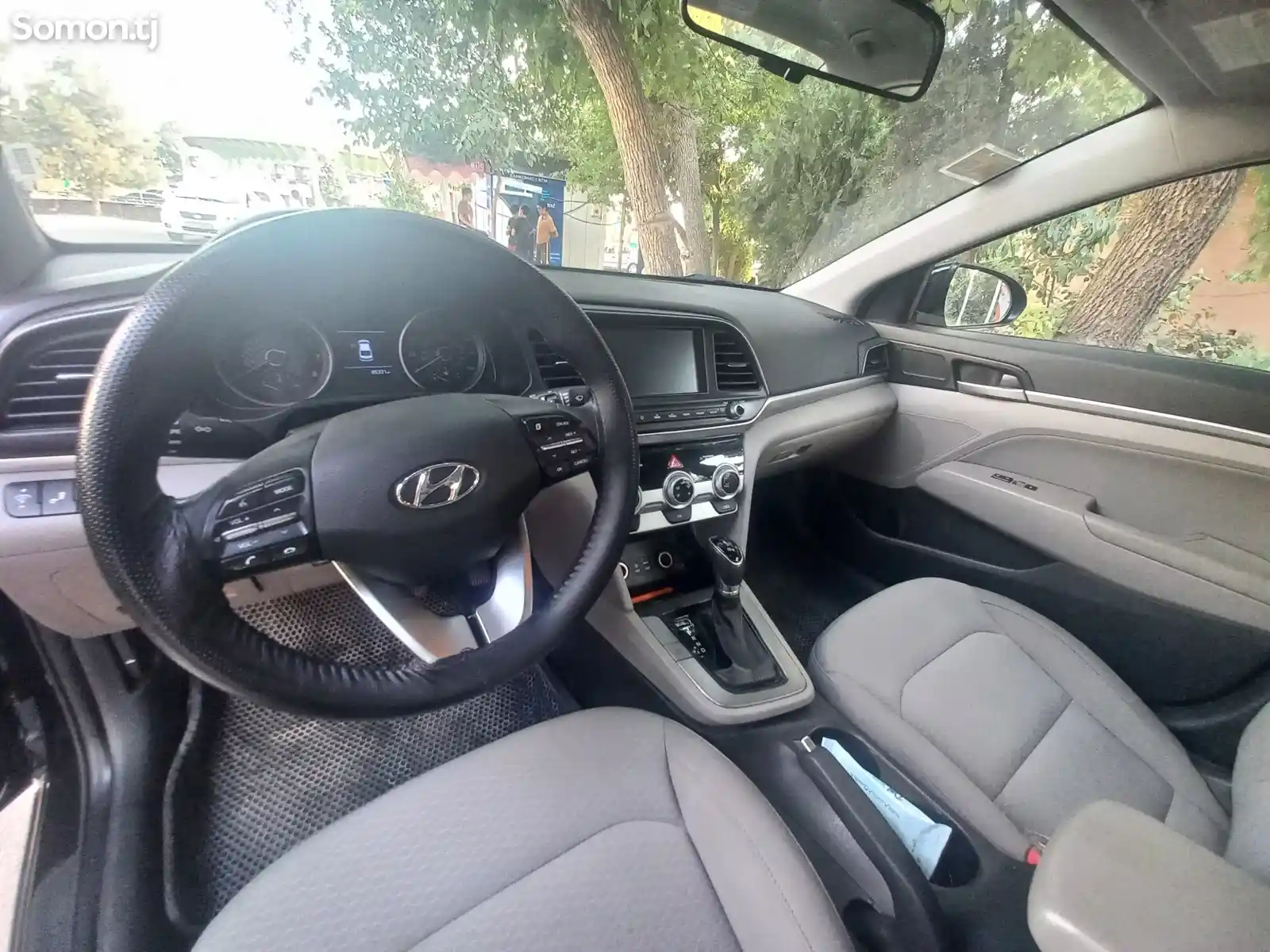 Hyundai Elantra, 2019-3