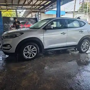 Hyundai Tucson, 2016