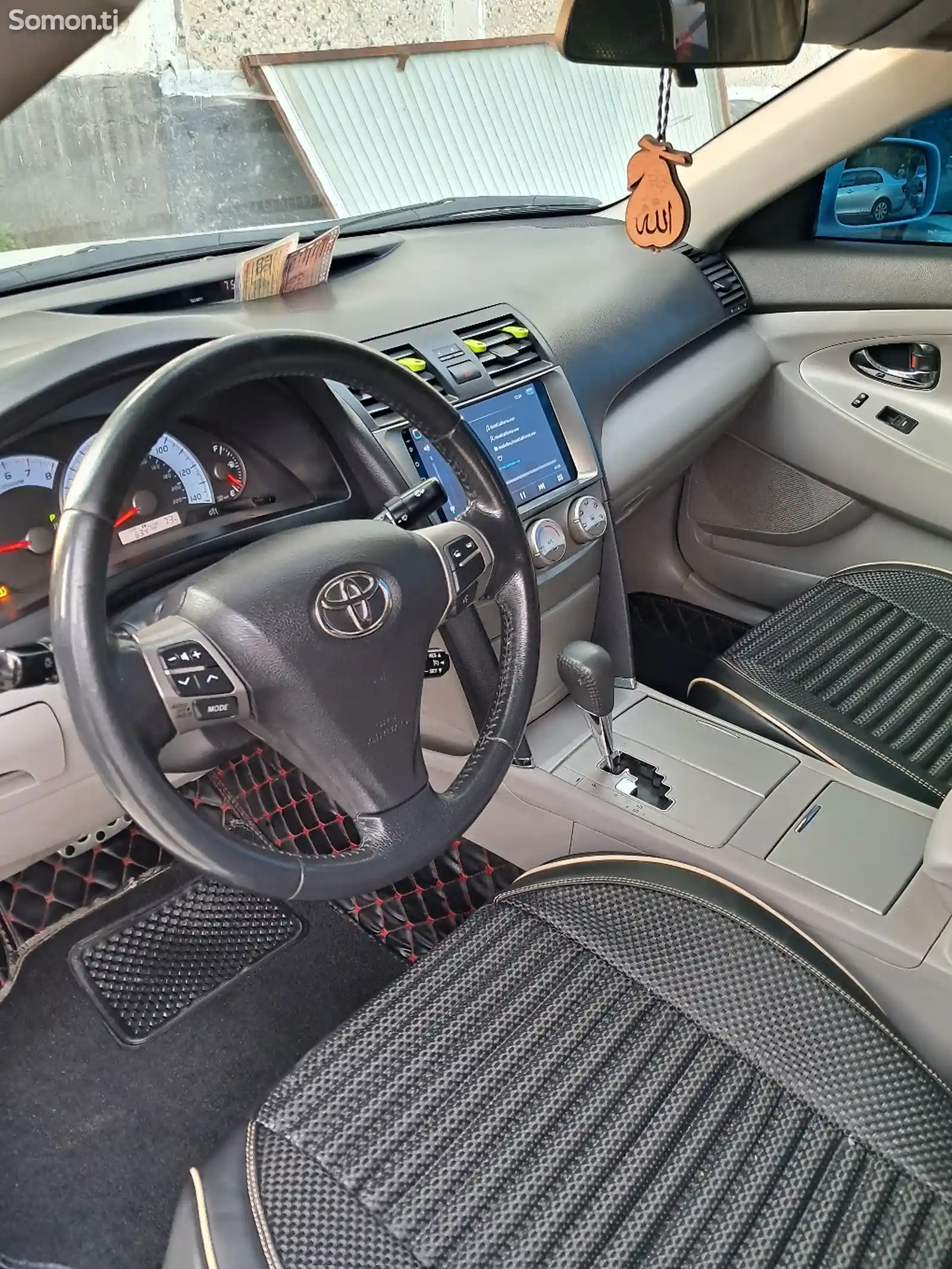 Toyota Camry, 2011-7