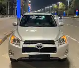 Toyota RAV 4, 2011-5