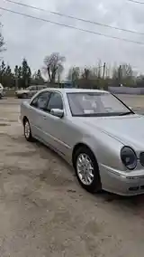 Mercedes-Benz E class, 2000-6