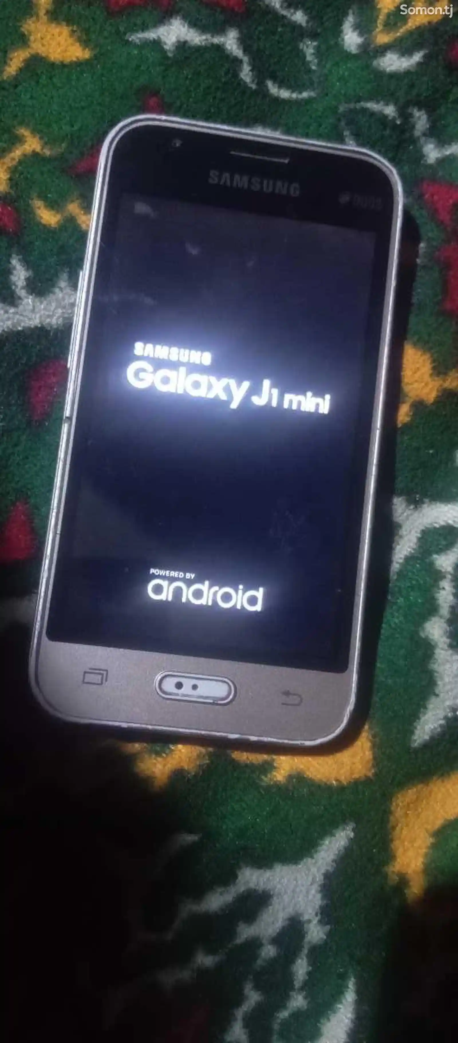 Samsung Galaxy J1-5