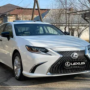 Lexus ES series, 2014