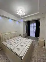 2-комн. квартира, 12 этаж, 44 м², Овир-4