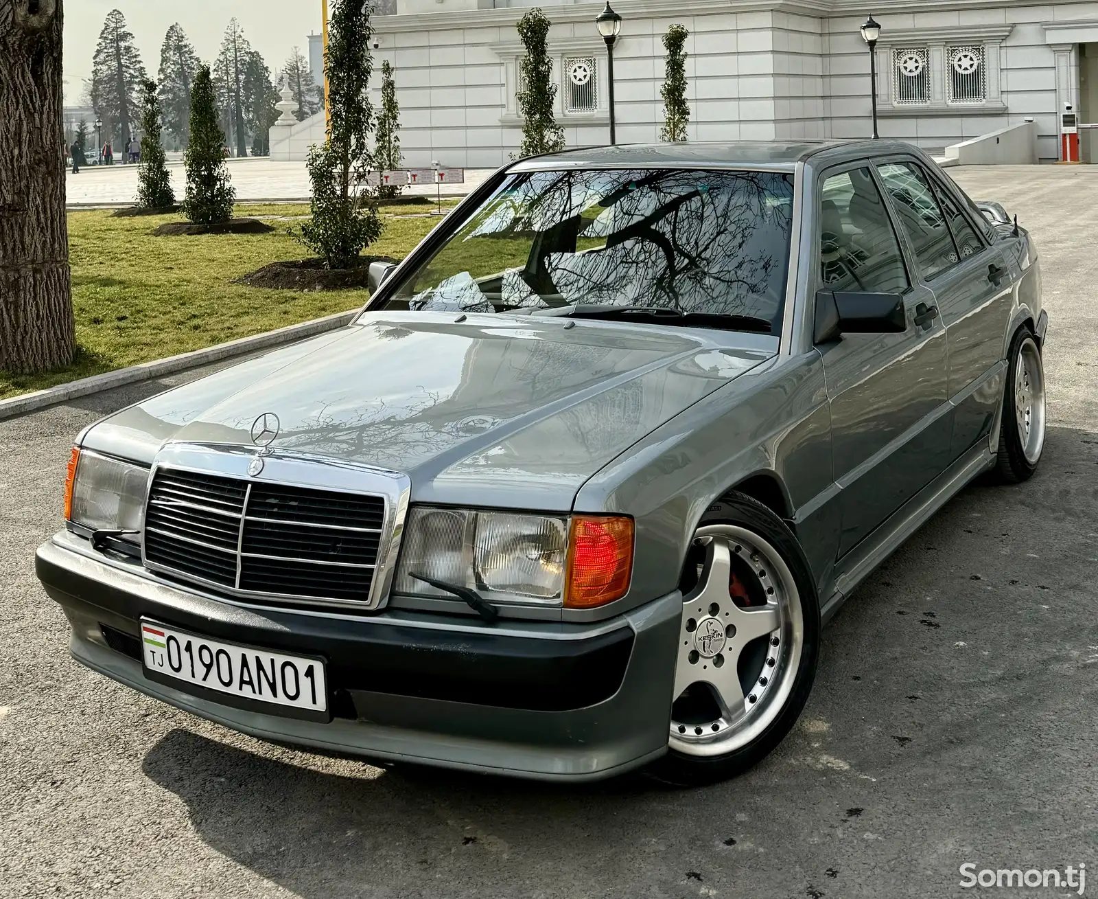 Mercedes-Benz W201, 1992-1