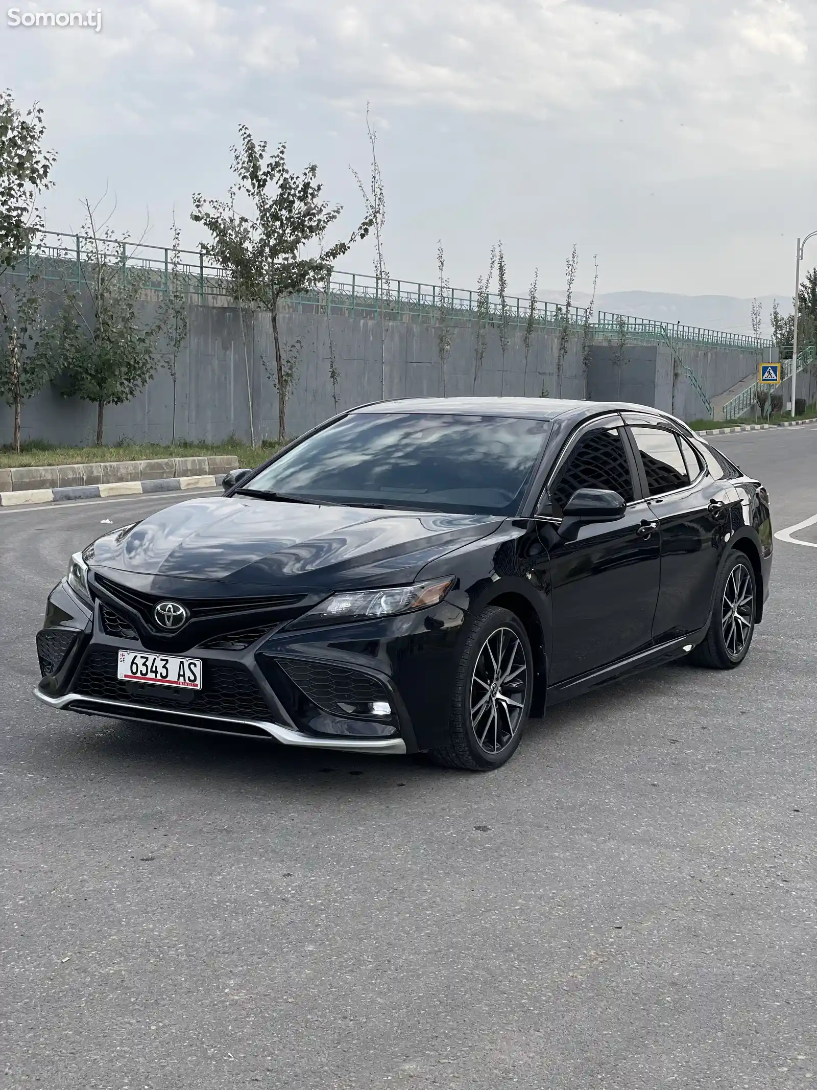 Toyota Camry, 2021-1