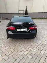 Toyota Camry, 2018-7