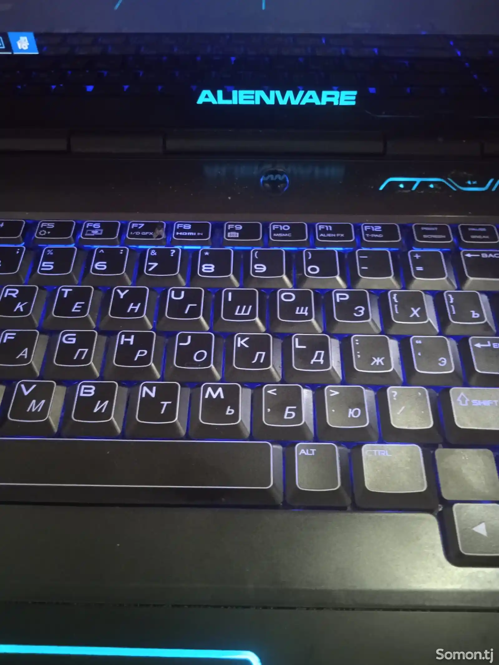 Игровой ноутбук i7 16gb AlienWare-3