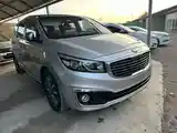 Kia Carnival, 2015-3