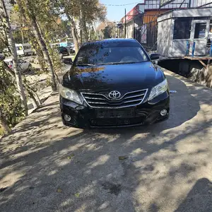 Toyota Camry, 2010