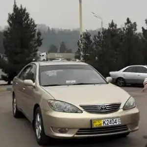 Toyota Camry, 2003