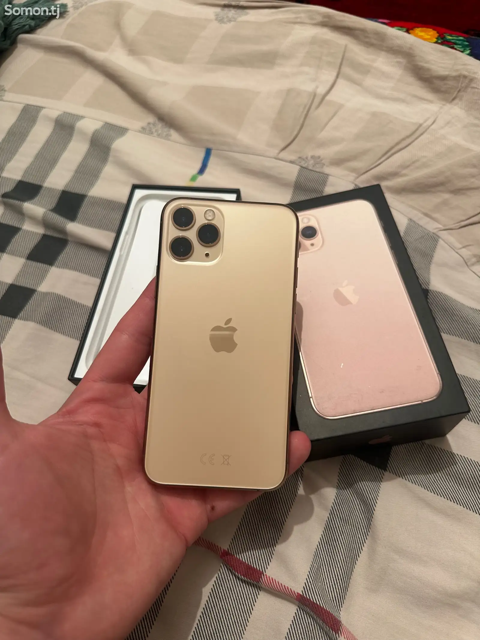 Apple iPhone 11 Pro, 64 gb, Gold-1