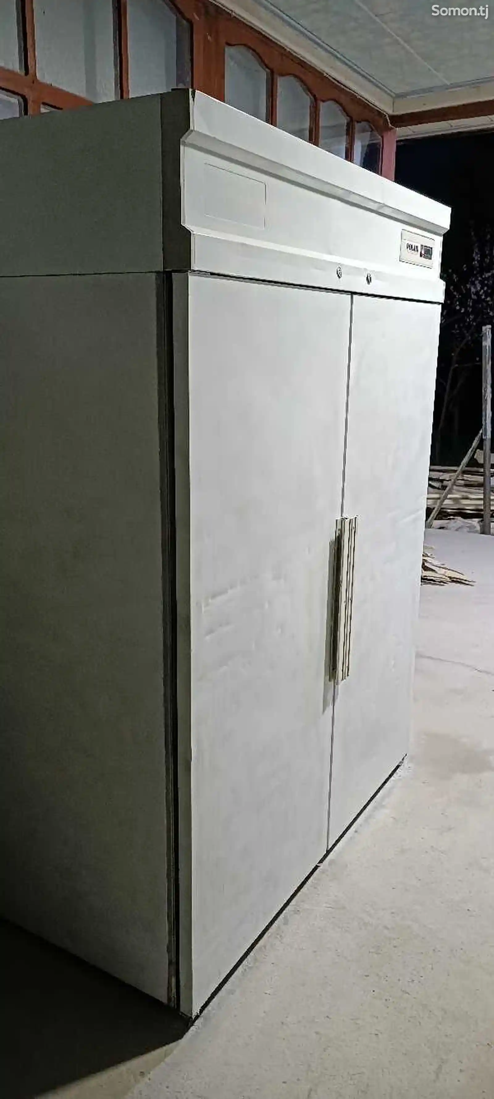 Низкотемпературный холодильный шкаф-5