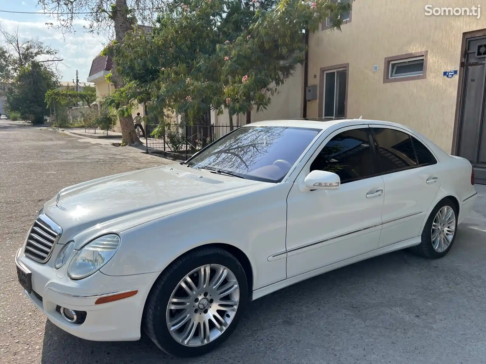 Mercedes-Benz E class, 2008-4