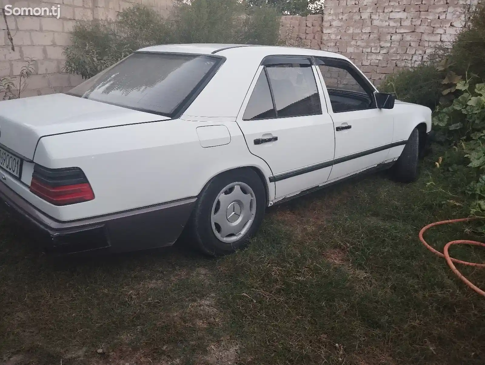 Mercedes-Benz W124, 1990-4