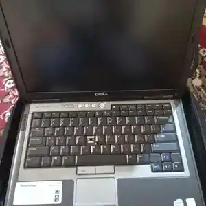 Ноутбук Dell latitud D620
