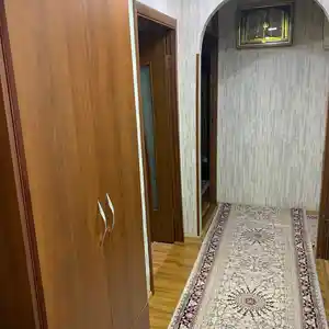 3-комн. квартира, 1 этаж, 90 м², Сино