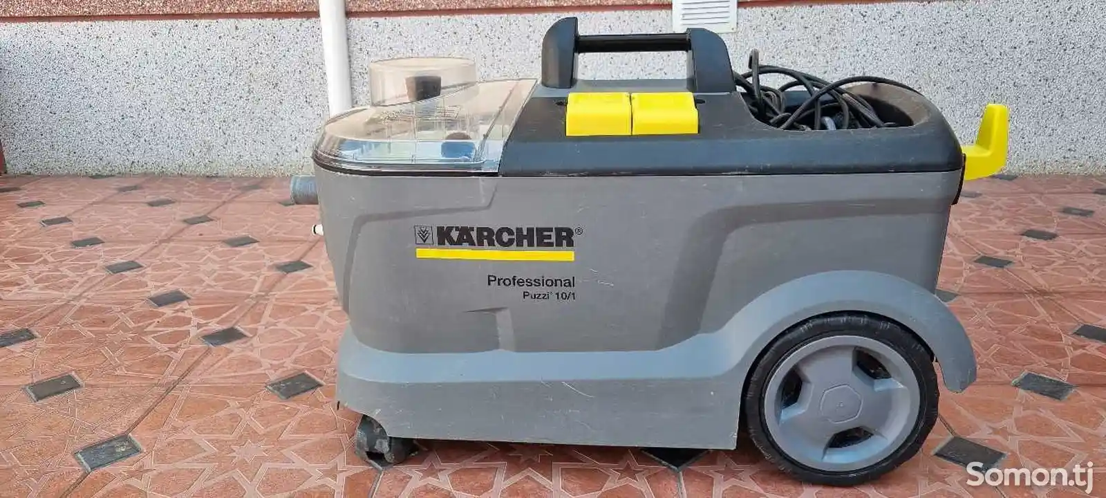 Профессиональный моющий пылесос 10в1 Karcher-1
