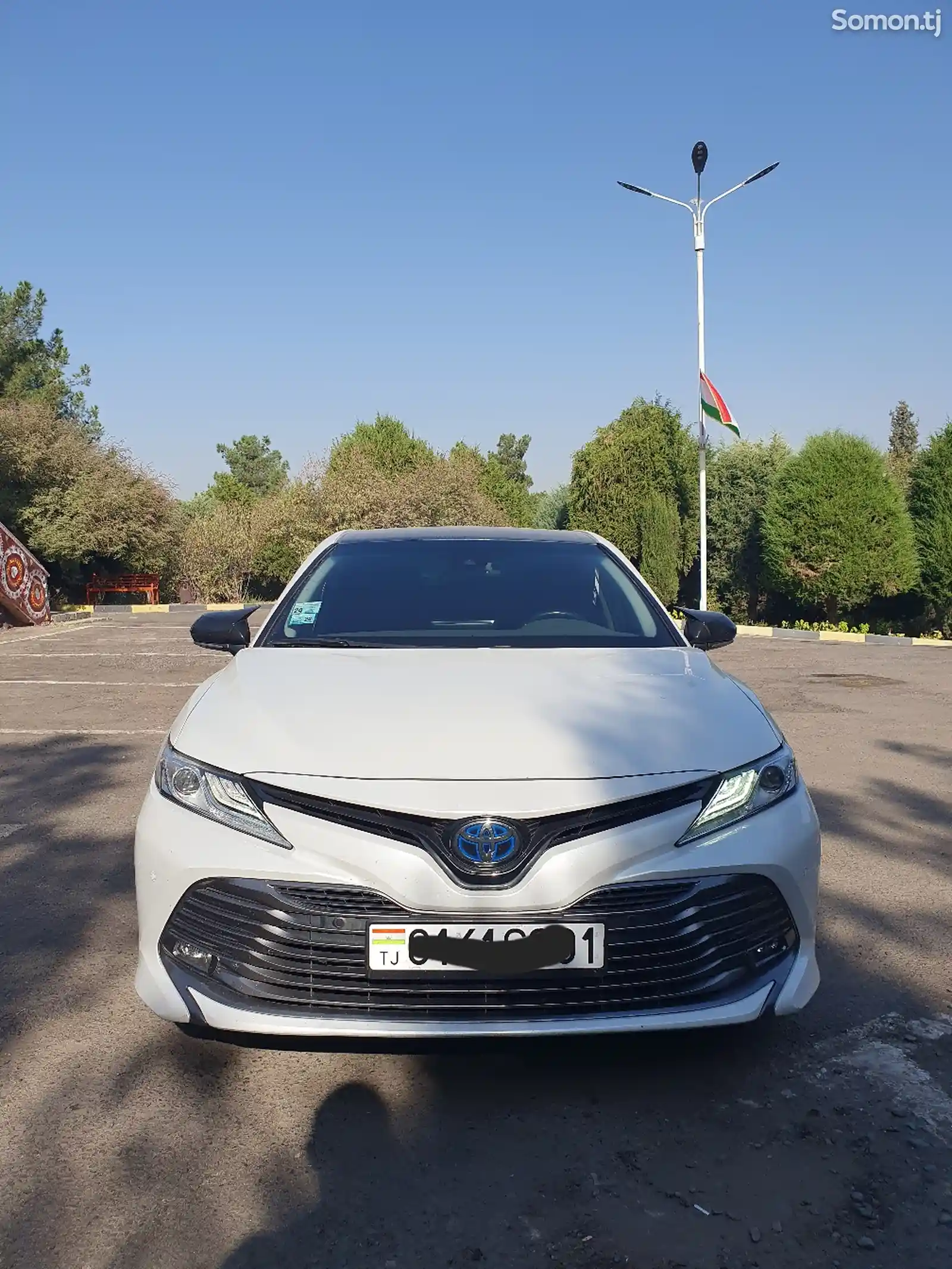 Toyota Camry, 2018-1