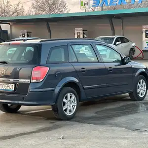 Opel Astra H, 2006