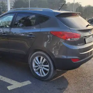 Hyundai Tucson, 2011