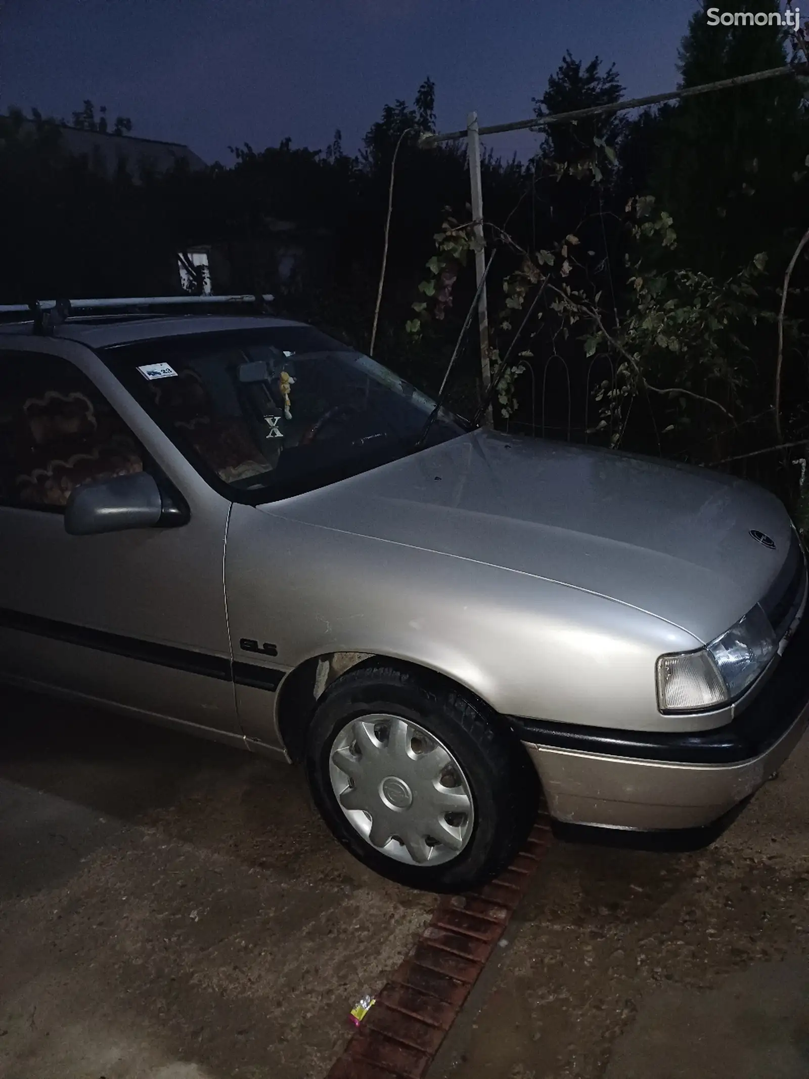 Opel Vectra A, 1992