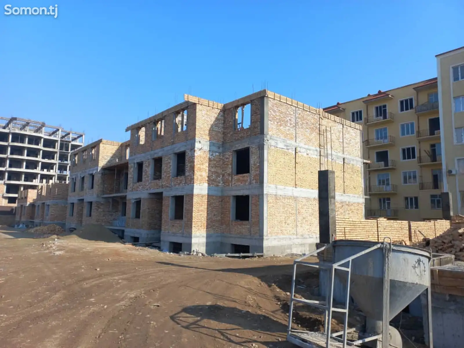 1-комн. квартира, Цокольный этаж, 40 м², 8 мкр