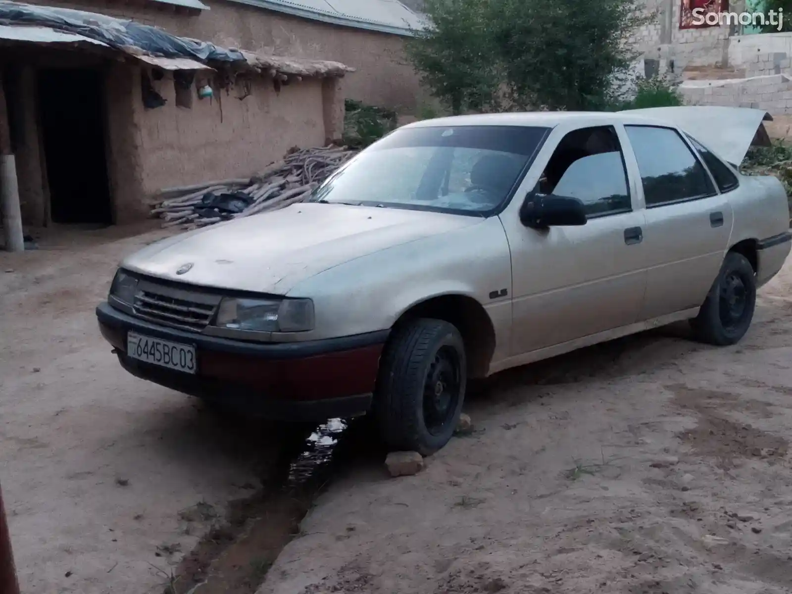 Opel Vectra A, 1990-2