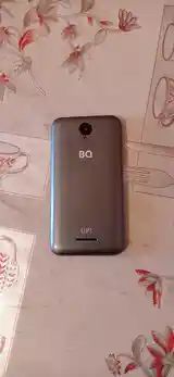 Телефон BQ Dual SIM-12