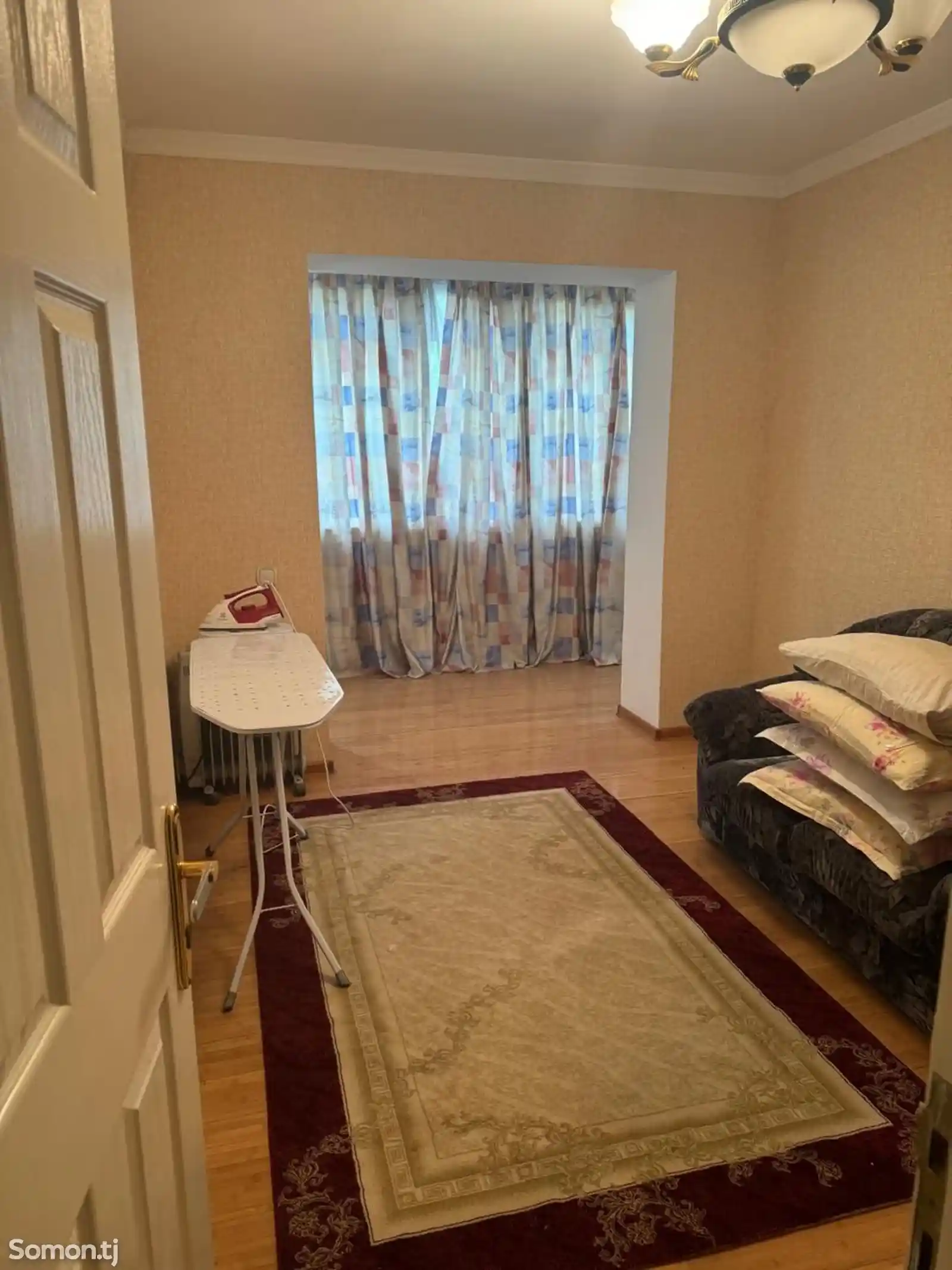 3-комн. квартира, 1 этаж, 115 м², Универмаг-5