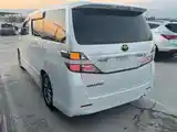 Toyota Vellfire, 2014-5