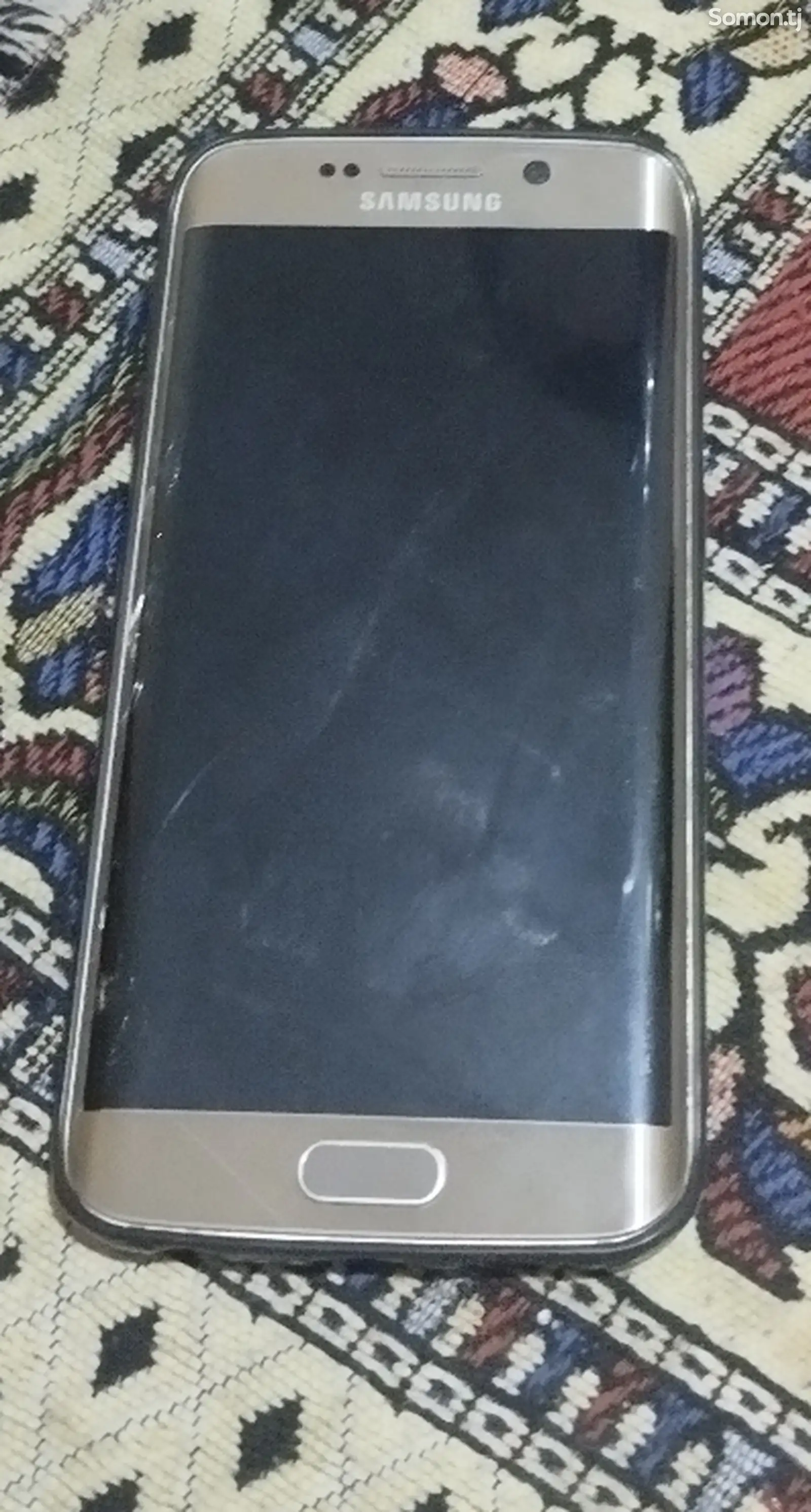 Samsung Galaxy S6 Edge-1