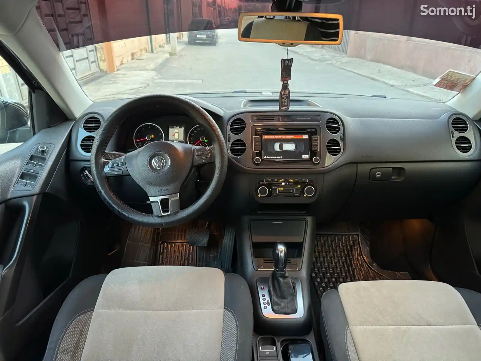 Volkswagen Tiguan, 2013-7